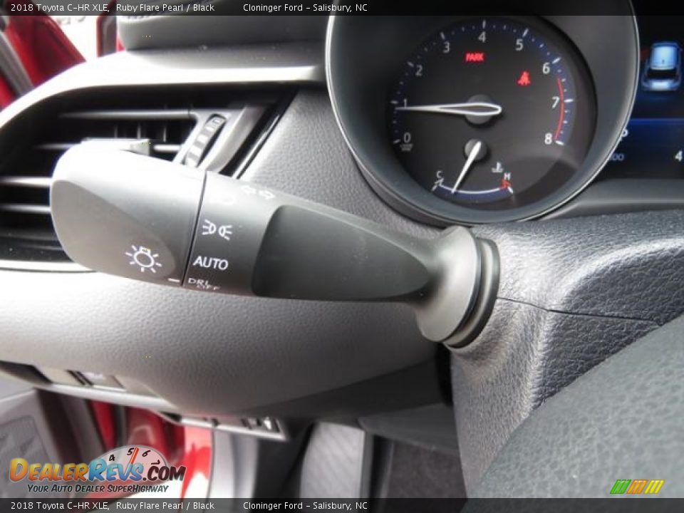 2018 Toyota C-HR XLE Ruby Flare Pearl / Black Photo #14