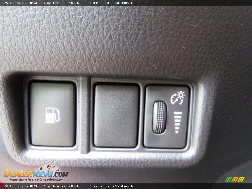 2018 Toyota C-HR XLE Ruby Flare Pearl / Black Photo #21