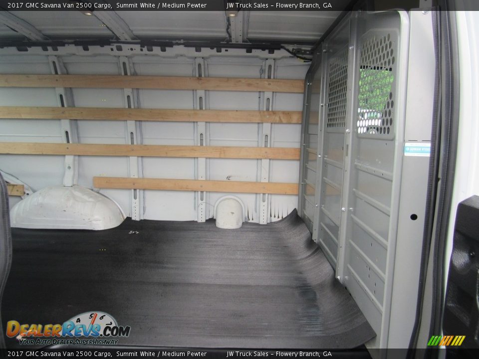 2017 GMC Savana Van 2500 Cargo Summit White / Medium Pewter Photo #16