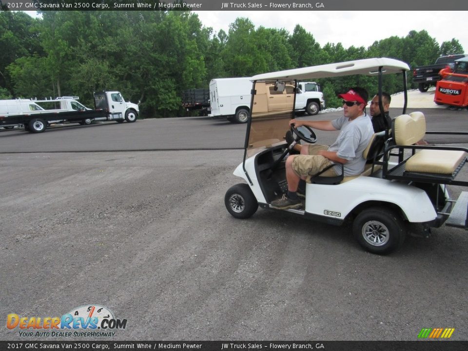 2017 GMC Savana Van 2500 Cargo Summit White / Medium Pewter Photo #27