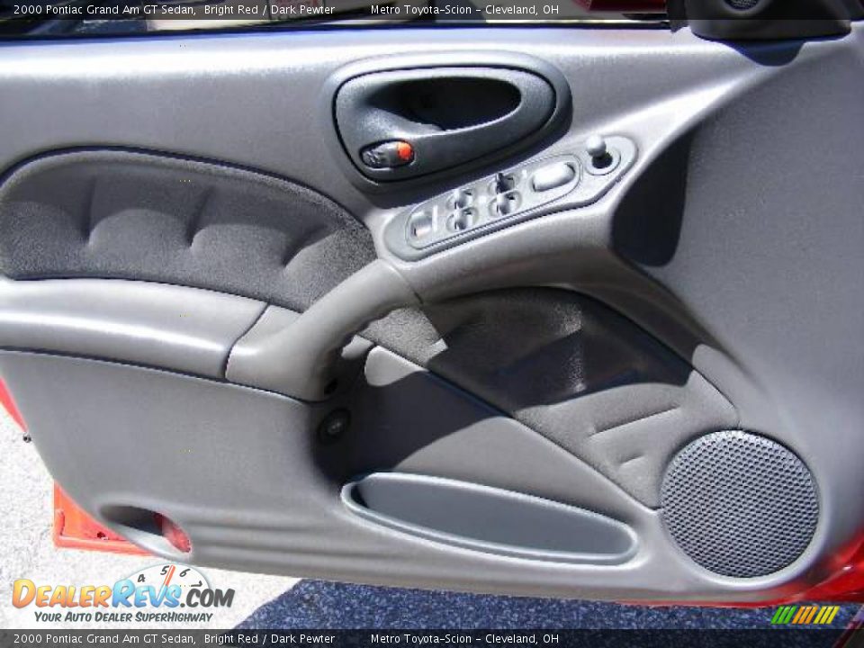 2000 Pontiac Grand Am GT Sedan Bright Red / Dark Pewter Photo #22