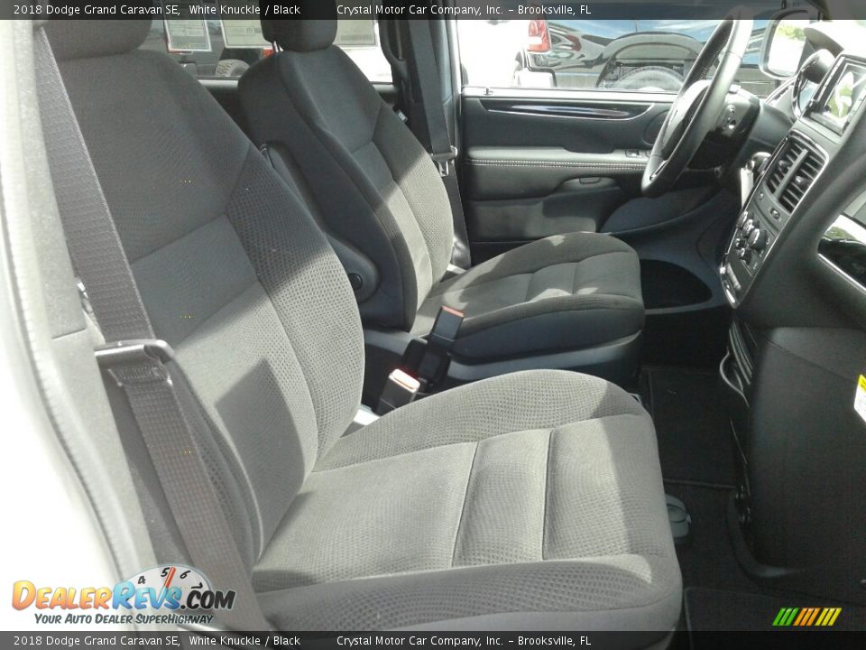 2018 Dodge Grand Caravan SE White Knuckle / Black Photo #12