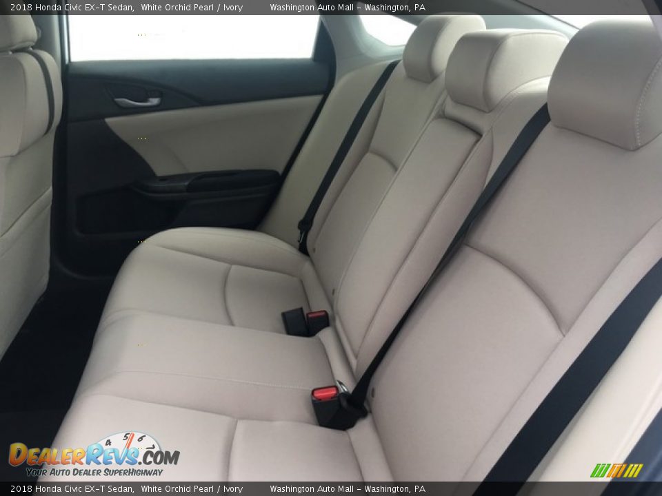 2018 Honda Civic EX-T Sedan White Orchid Pearl / Ivory Photo #22