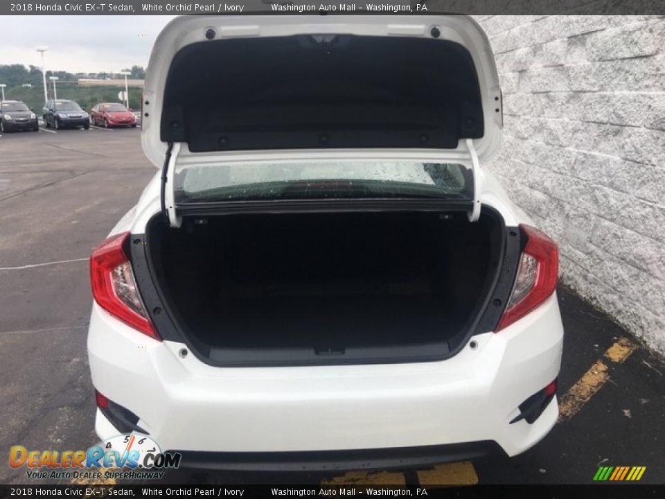 2018 Honda Civic EX-T Sedan White Orchid Pearl / Ivory Photo #24