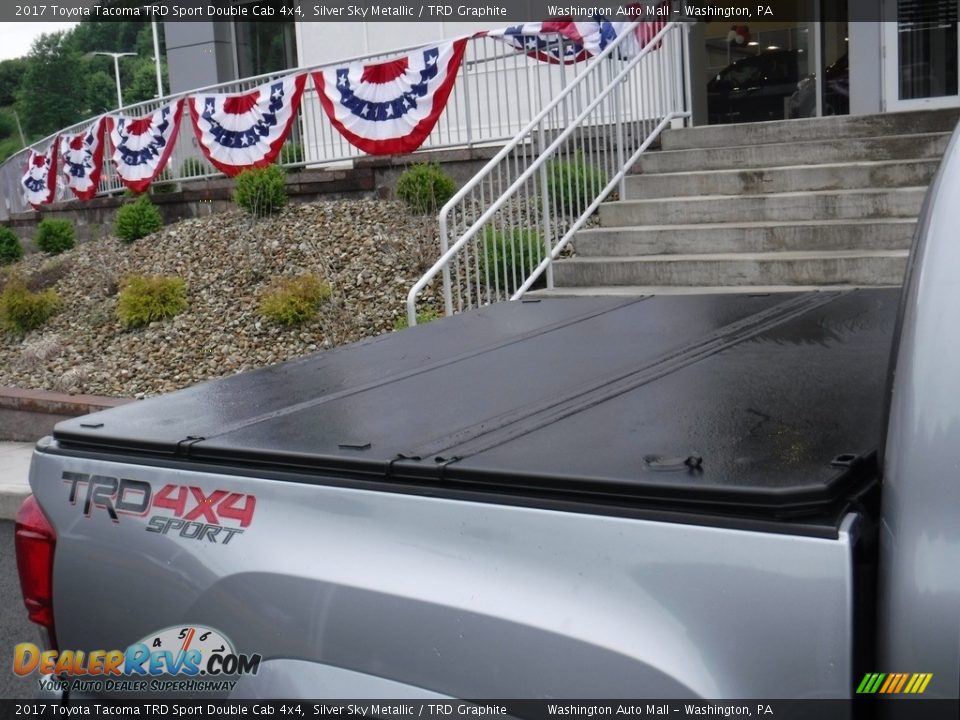 2017 Toyota Tacoma TRD Sport Double Cab 4x4 Silver Sky Metallic / TRD Graphite Photo #5