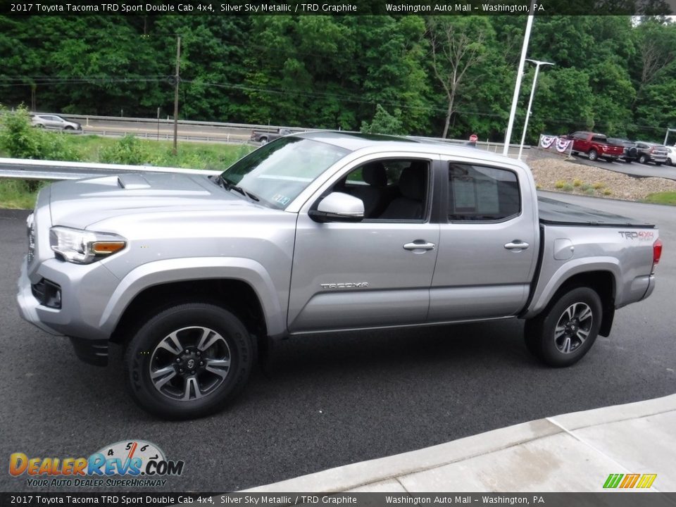 2017 Toyota Tacoma TRD Sport Double Cab 4x4 Silver Sky Metallic / TRD Graphite Photo #8