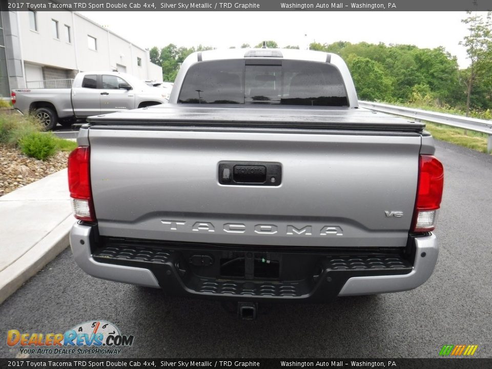 2017 Toyota Tacoma TRD Sport Double Cab 4x4 Silver Sky Metallic / TRD Graphite Photo #10
