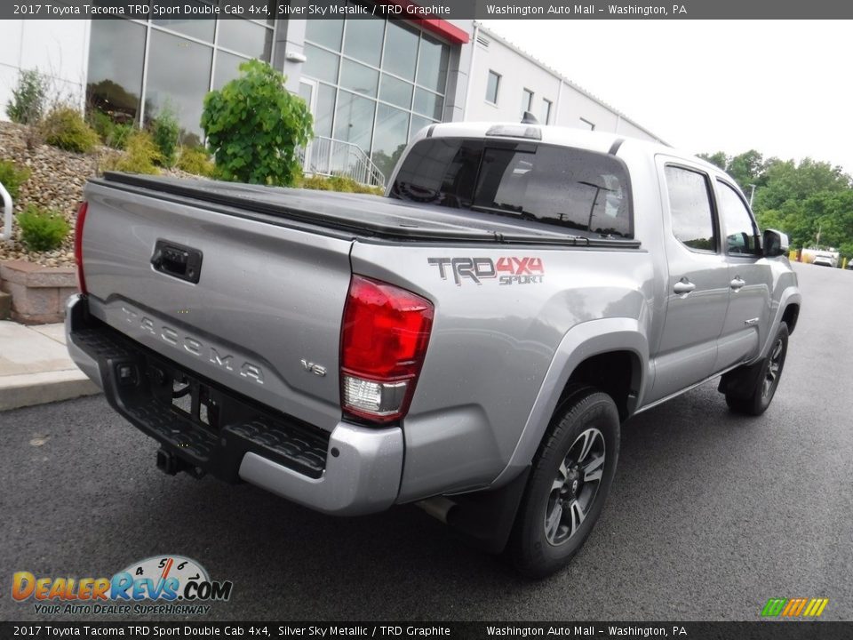 2017 Toyota Tacoma TRD Sport Double Cab 4x4 Silver Sky Metallic / TRD Graphite Photo #11