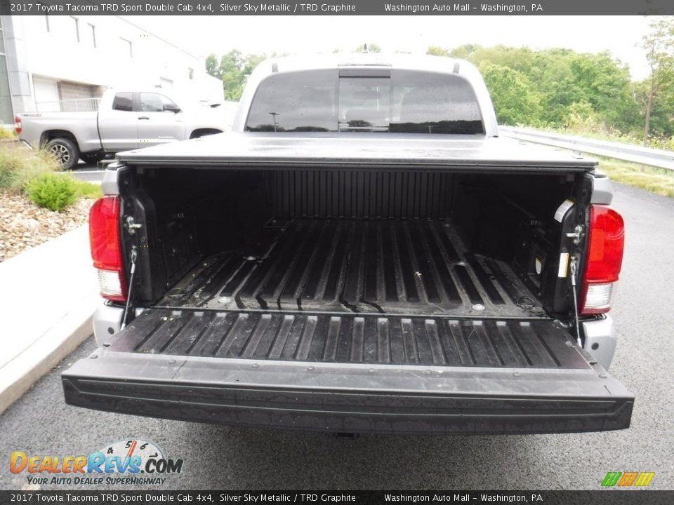 2017 Toyota Tacoma TRD Sport Double Cab 4x4 Silver Sky Metallic / TRD Graphite Photo #12