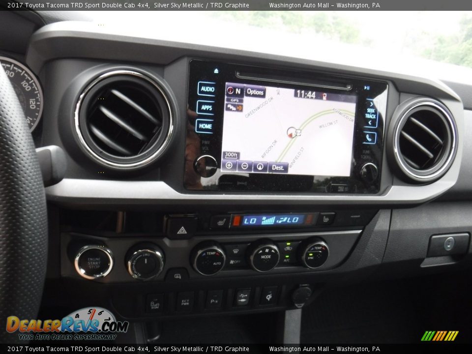 2017 Toyota Tacoma TRD Sport Double Cab 4x4 Silver Sky Metallic / TRD Graphite Photo #18