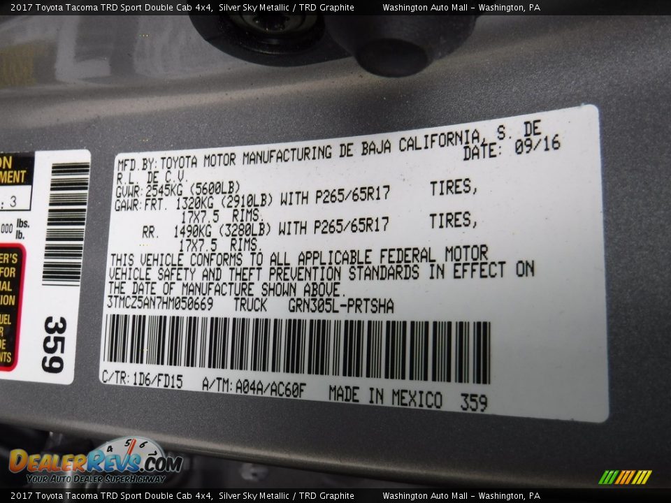 2017 Toyota Tacoma TRD Sport Double Cab 4x4 Silver Sky Metallic / TRD Graphite Photo #28