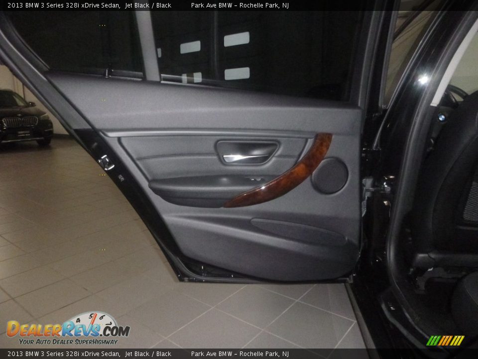 2013 BMW 3 Series 328i xDrive Sedan Jet Black / Black Photo #12