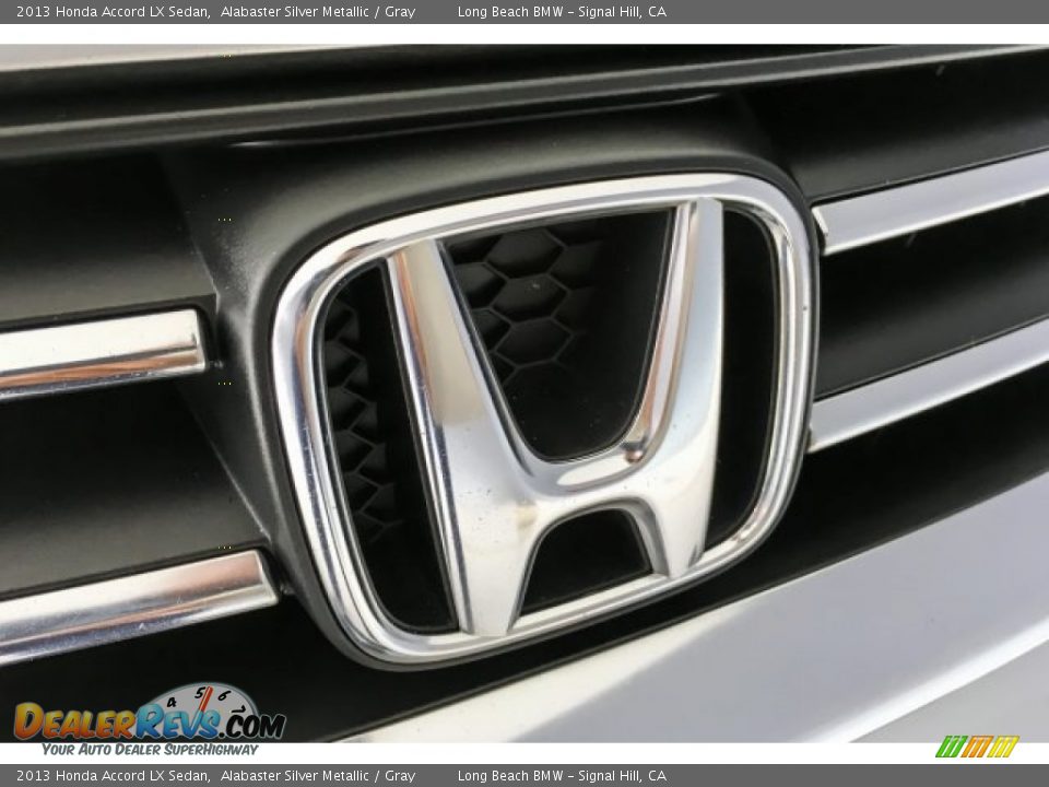 2013 Honda Accord LX Sedan Alabaster Silver Metallic / Gray Photo #29