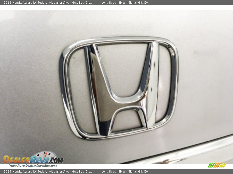 2013 Honda Accord LX Sedan Alabaster Silver Metallic / Gray Photo #31
