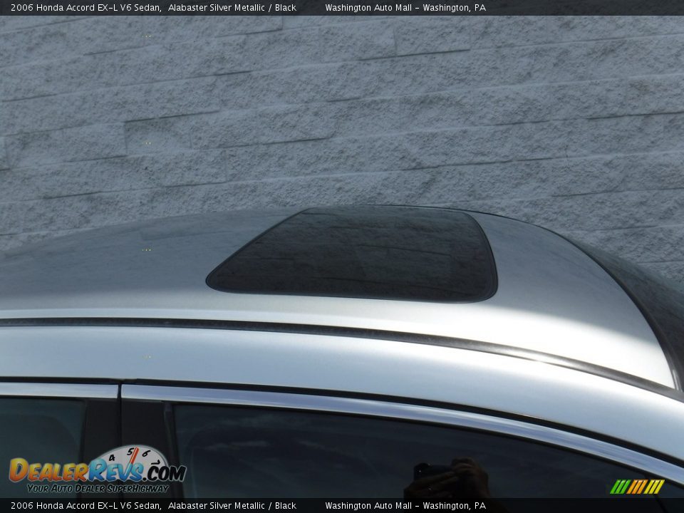 2006 Honda Accord EX-L V6 Sedan Alabaster Silver Metallic / Black Photo #4