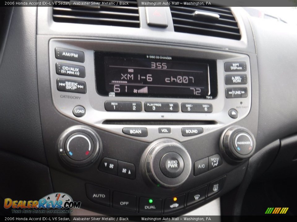 2006 Honda Accord EX-L V6 Sedan Alabaster Silver Metallic / Black Photo #17