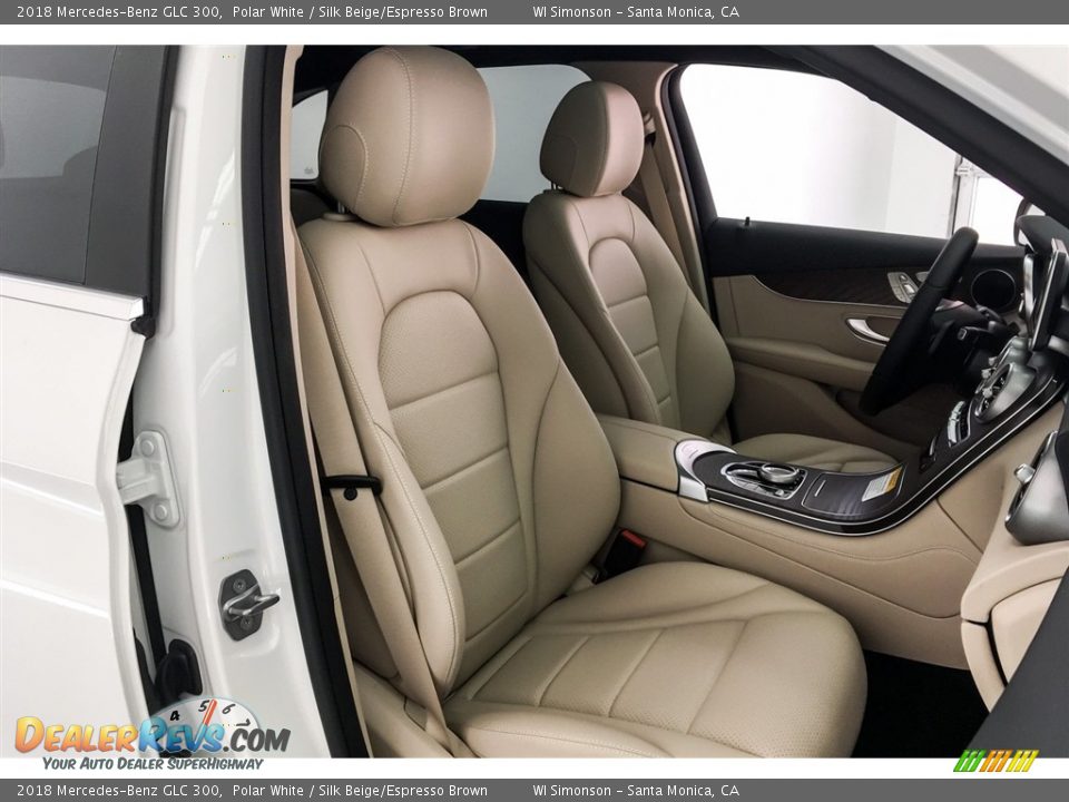 2018 Mercedes-Benz GLC 300 Polar White / Silk Beige/Espresso Brown Photo #2