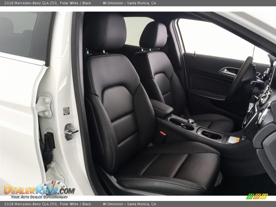 2018 Mercedes-Benz GLA 250 Polar White / Black Photo #2