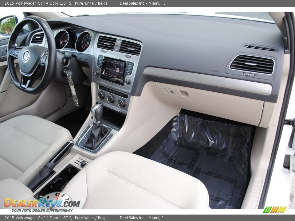 2015 Volkswagen Golf 4 Door 1.8T S Pure White / Beige Photo #17