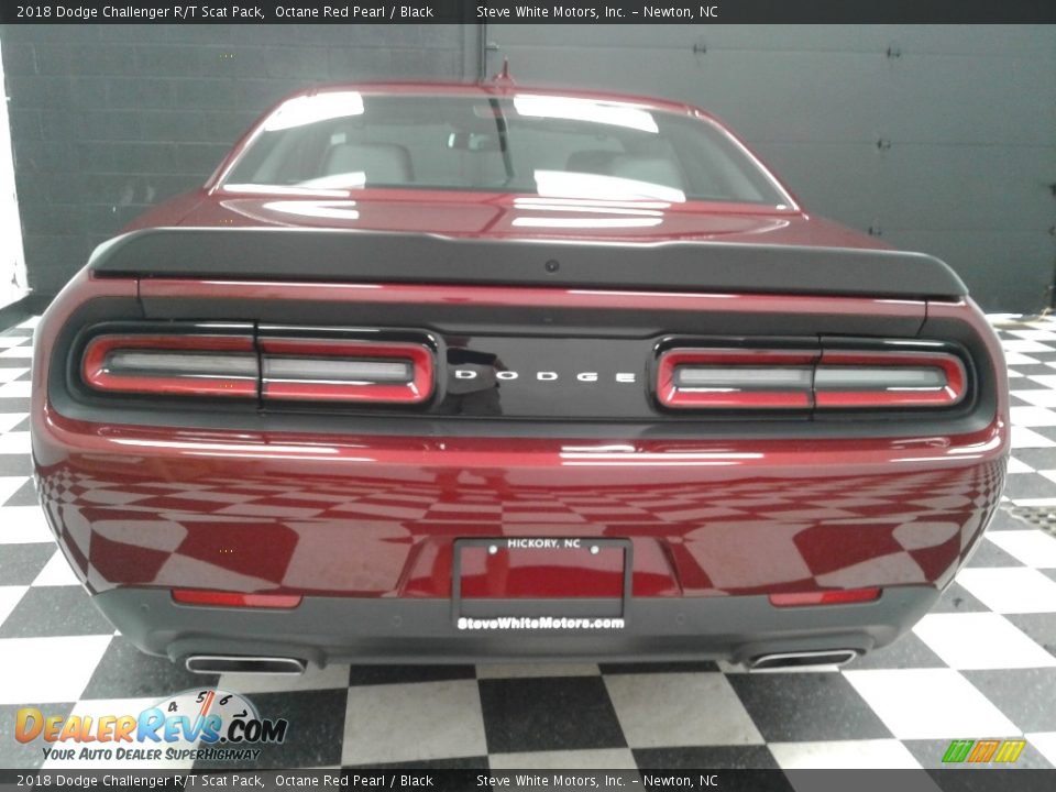 2018 Dodge Challenger R/T Scat Pack Octane Red Pearl / Black Photo #7