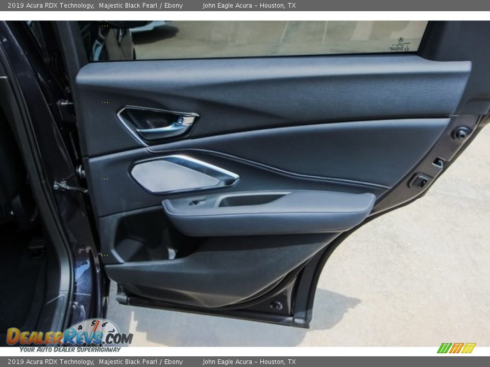 Door Panel of 2019 Acura RDX Technology Photo #23