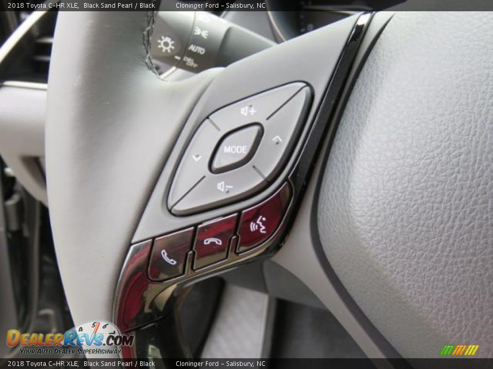 Controls of 2018 Toyota C-HR XLE Photo #15