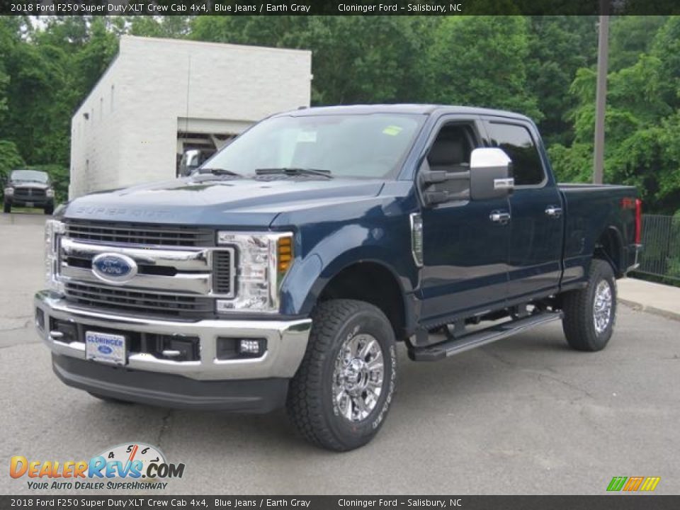 2018 Ford F250 Super Duty XLT Crew Cab 4x4 Blue Jeans / Earth Gray Photo #3