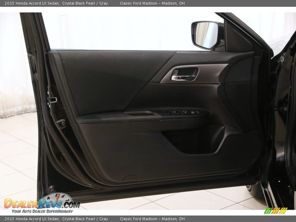2015 Honda Accord LX Sedan Crystal Black Pearl / Gray Photo #4