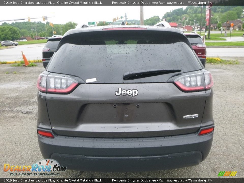 2019 Jeep Cherokee Latitude Plus Granite Crystal Metallic / Black Photo #4