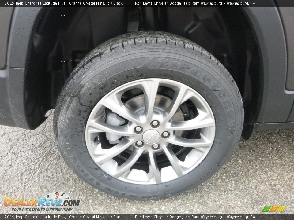 2019 Jeep Cherokee Latitude Plus Granite Crystal Metallic / Black Photo #9