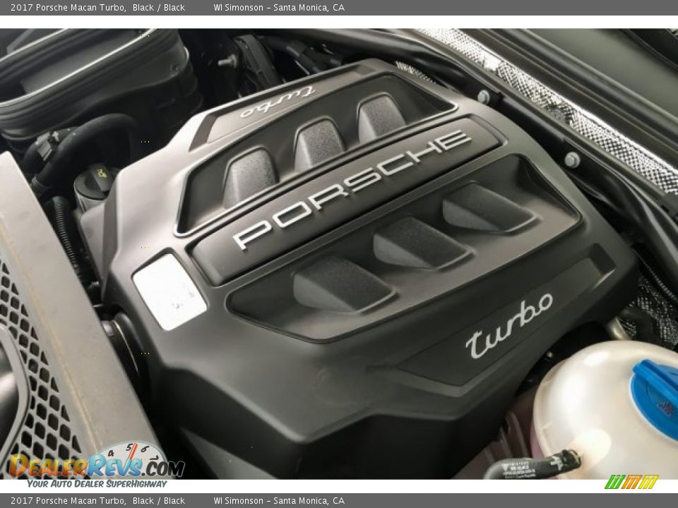 2017 Porsche Macan Turbo Black / Black Photo #31