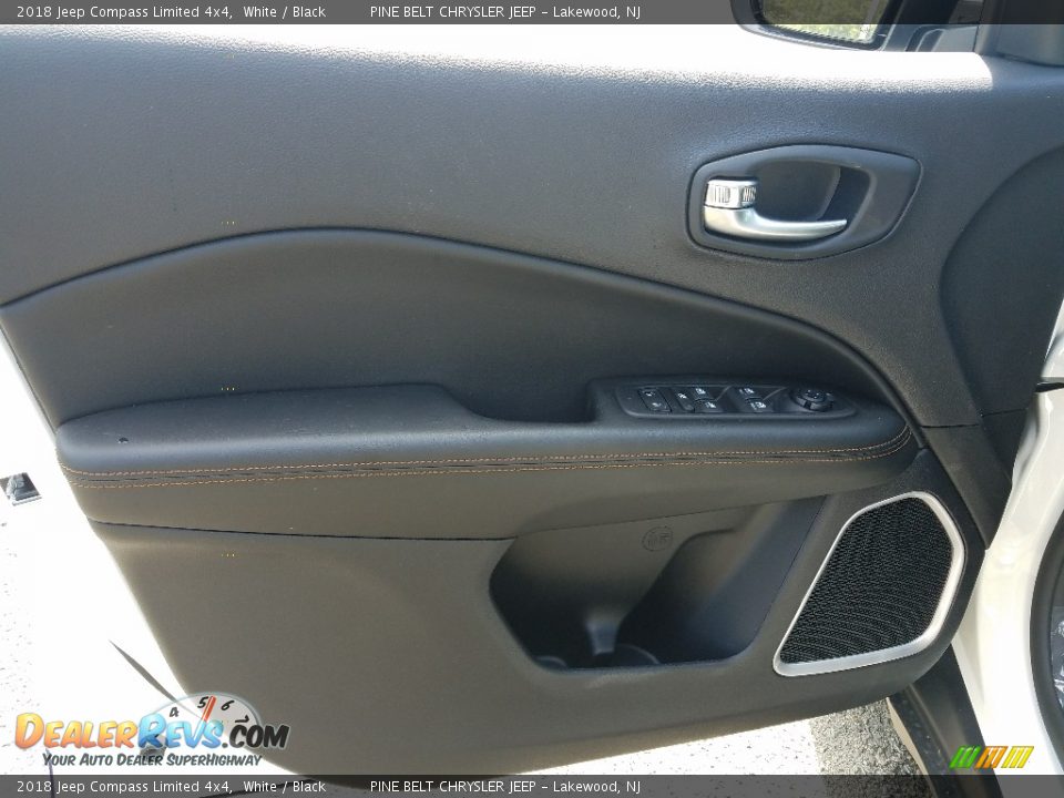 2018 Jeep Compass Limited 4x4 White / Black Photo #7