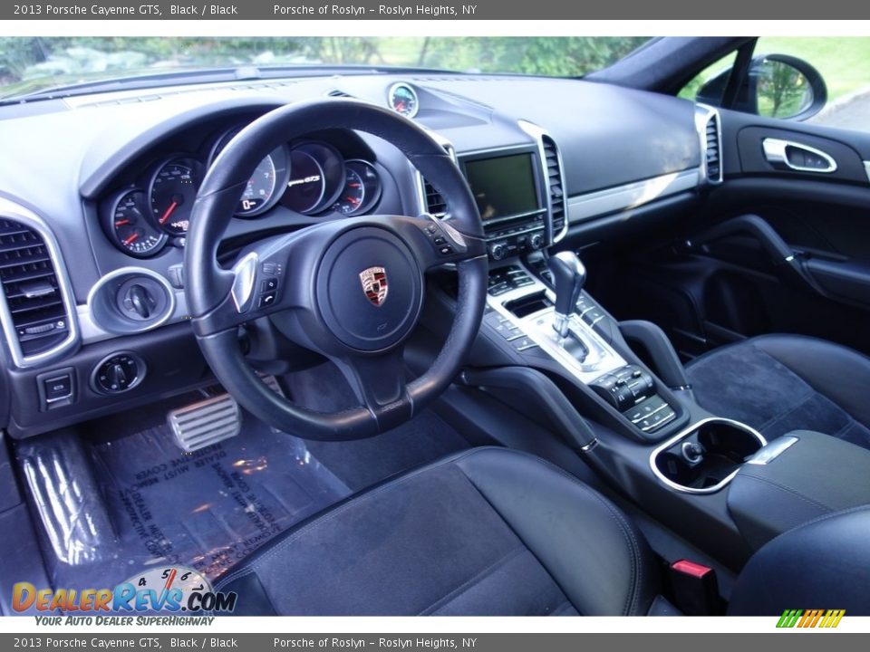 2013 Porsche Cayenne GTS Black / Black Photo #10