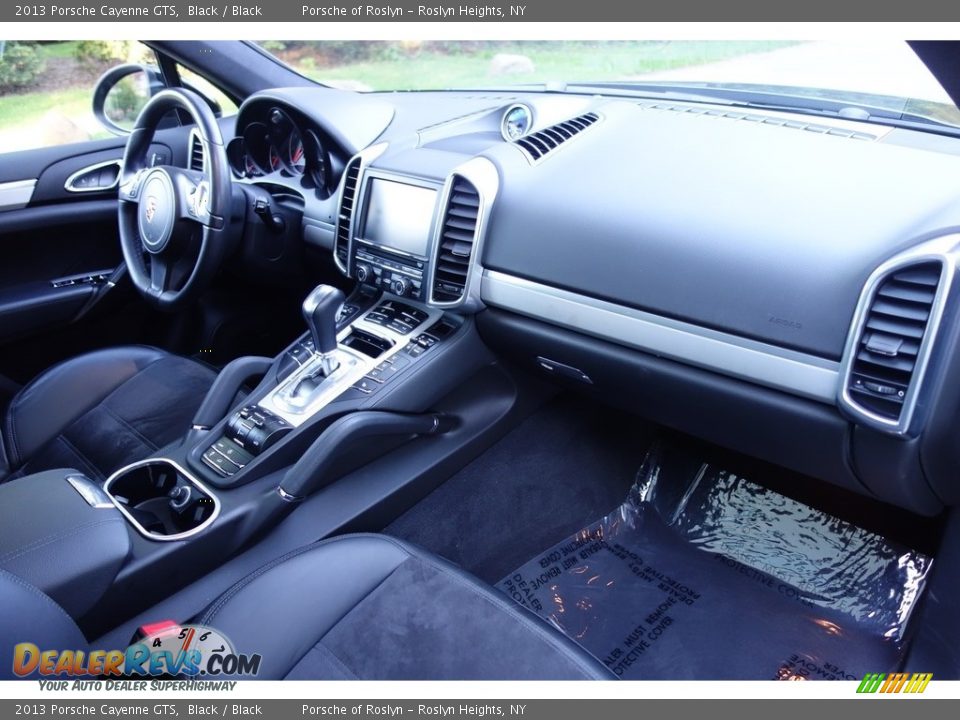 2013 Porsche Cayenne GTS Black / Black Photo #16
