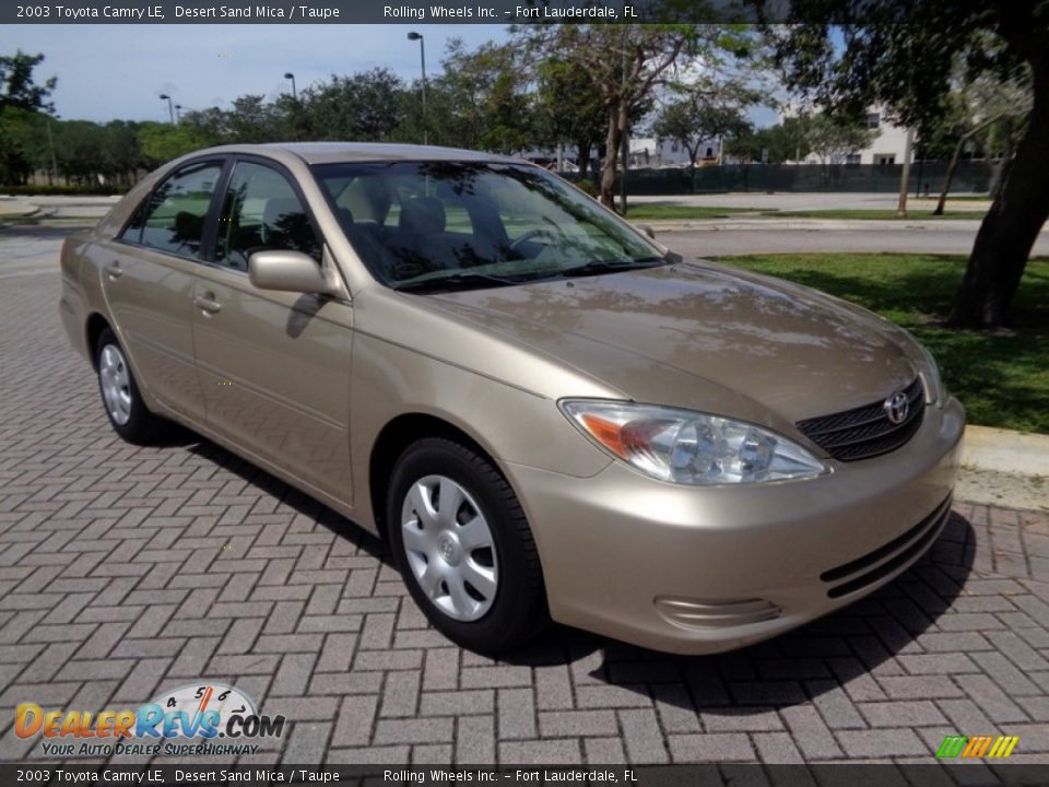 2003 Toyota Camry LE Desert Sand Mica / Taupe Photo #23