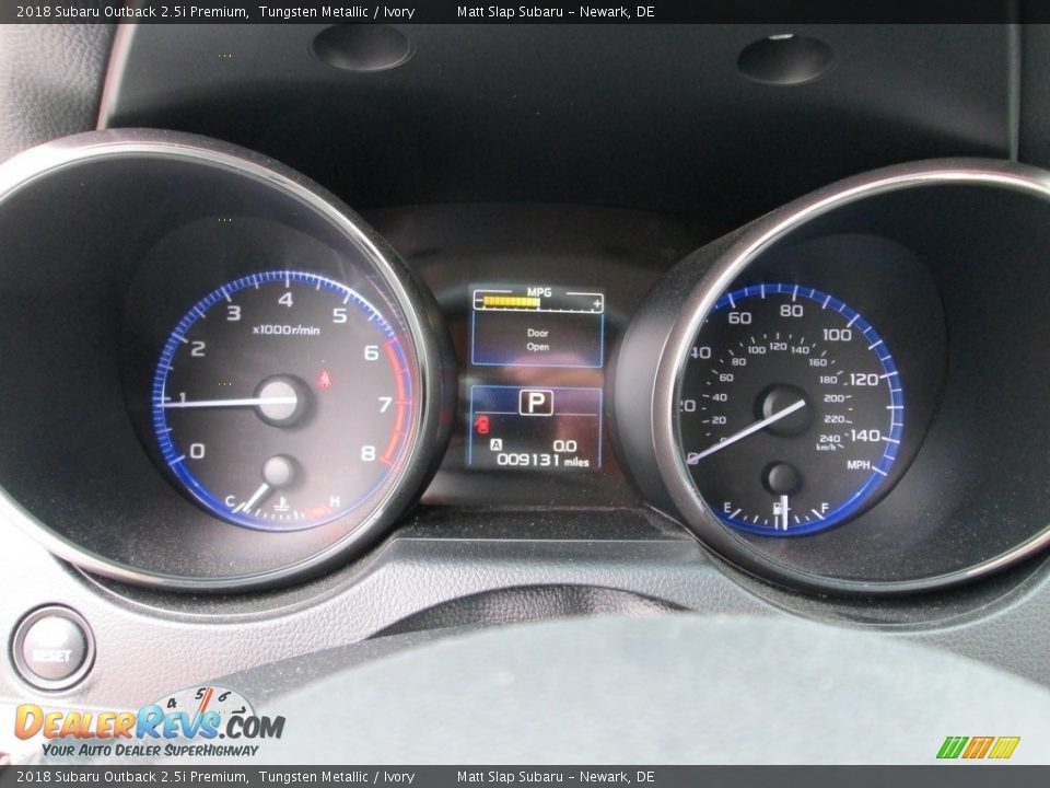 2018 Subaru Outback 2.5i Premium Tungsten Metallic / Ivory Photo #28