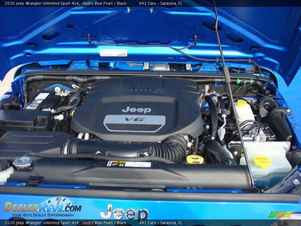 2016 Jeep Wrangler Unlimited Sport 4x4 Hydro Blue Pearl / Black Photo #24