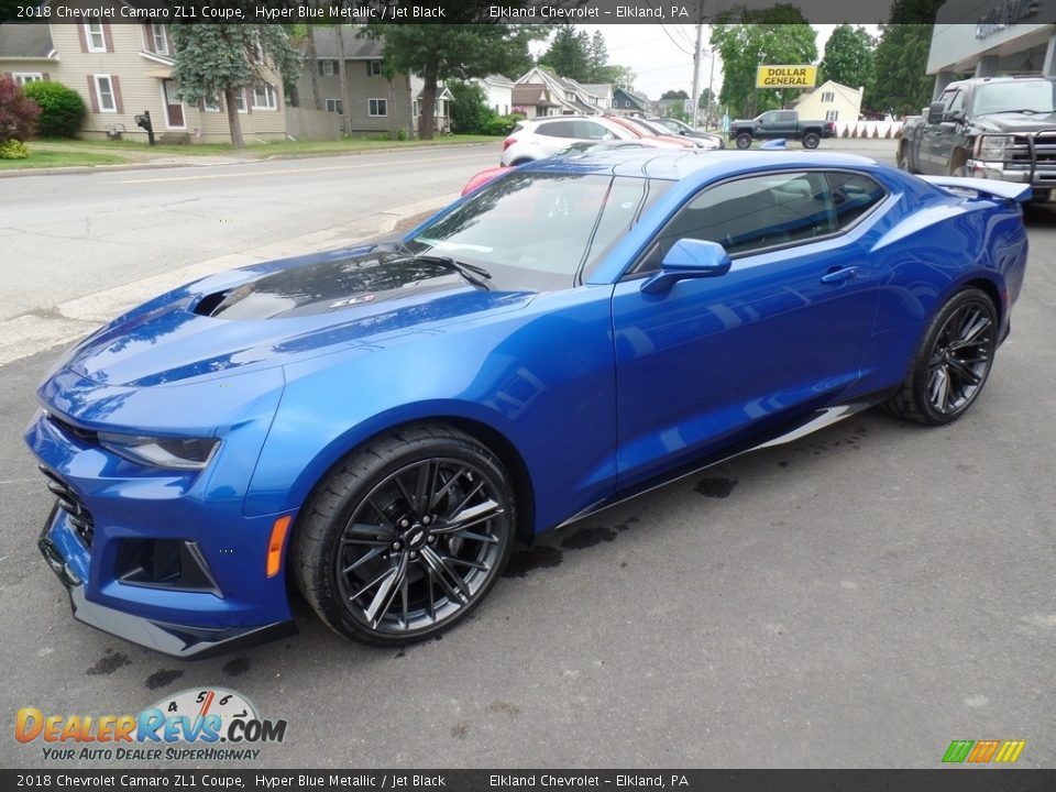 Front 3/4 View of 2018 Chevrolet Camaro ZL1 Coupe Photo #2