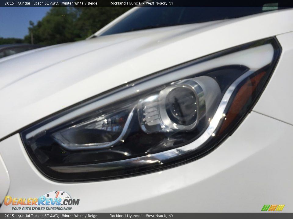 2015 Hyundai Tucson SE AWD Winter White / Beige Photo #30
