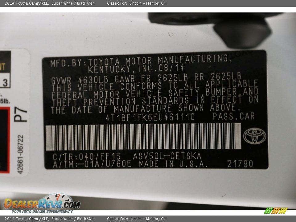 2014 Toyota Camry XLE Super White / Black/Ash Photo #20