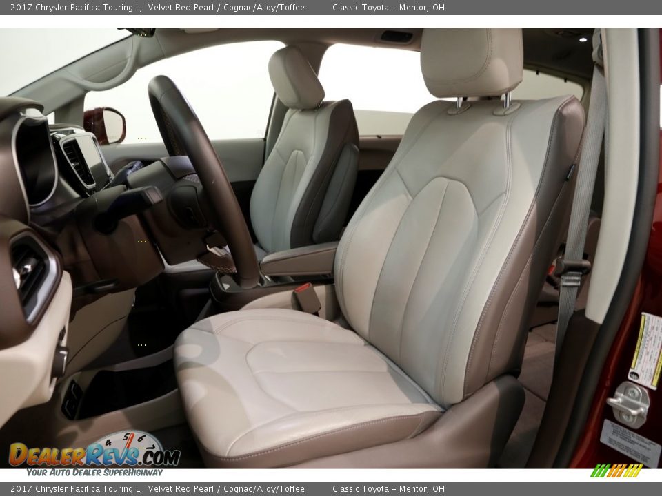 2017 Chrysler Pacifica Touring L Velvet Red Pearl / Cognac/Alloy/Toffee Photo #5