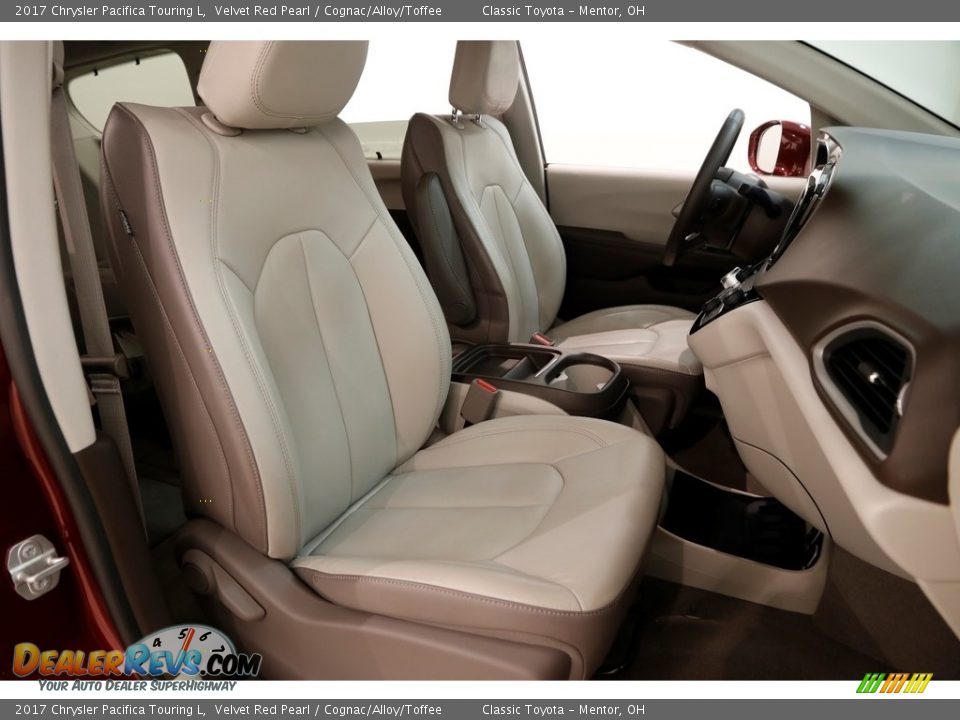 2017 Chrysler Pacifica Touring L Velvet Red Pearl / Cognac/Alloy/Toffee Photo #25