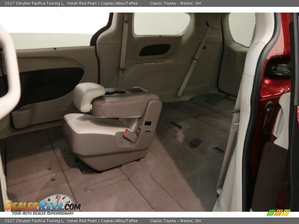 2017 Chrysler Pacifica Touring L Velvet Red Pearl / Cognac/Alloy/Toffee Photo #27