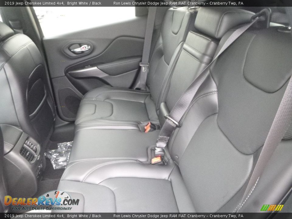 2019 Jeep Cherokee Limited 4x4 Bright White / Black Photo #12