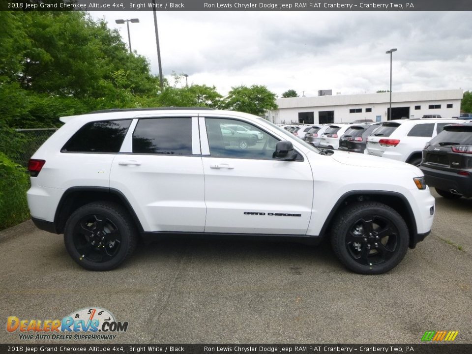 2018 Jeep Grand Cherokee Altitude 4x4 Bright White / Black Photo #6