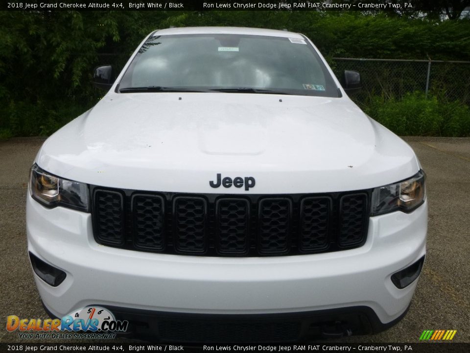 2018 Jeep Grand Cherokee Altitude 4x4 Bright White / Black Photo #8