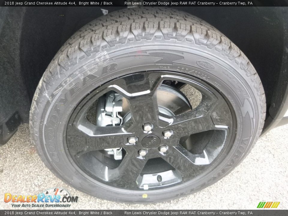 2018 Jeep Grand Cherokee Altitude 4x4 Bright White / Black Photo #9