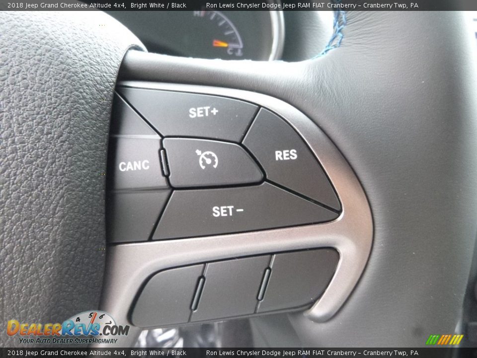 2018 Jeep Grand Cherokee Altitude 4x4 Bright White / Black Photo #18