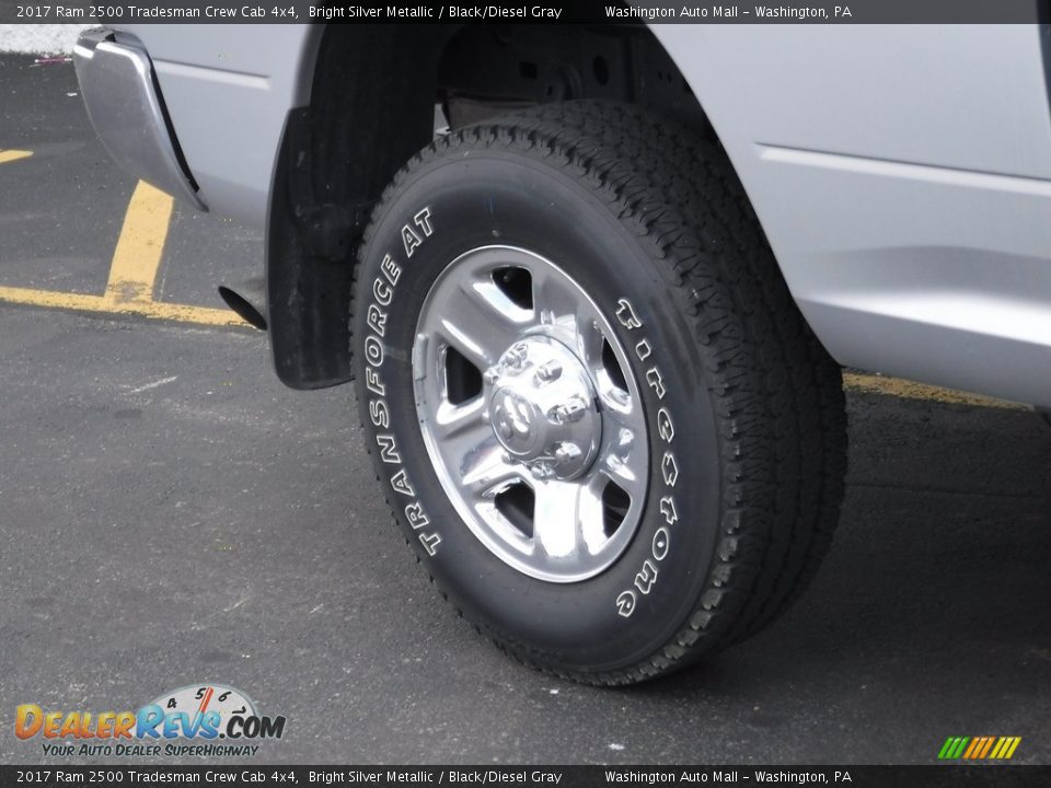 2017 Ram 2500 Tradesman Crew Cab 4x4 Bright Silver Metallic / Black/Diesel Gray Photo #3