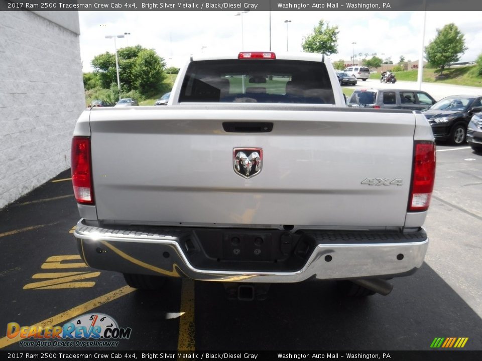 2017 Ram 2500 Tradesman Crew Cab 4x4 Bright Silver Metallic / Black/Diesel Gray Photo #10